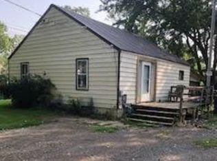 4021 E 28th St, Des Moines, IA 50317