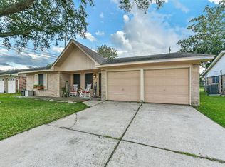 4234 Fleet Ln, Deer Park, TX 77536