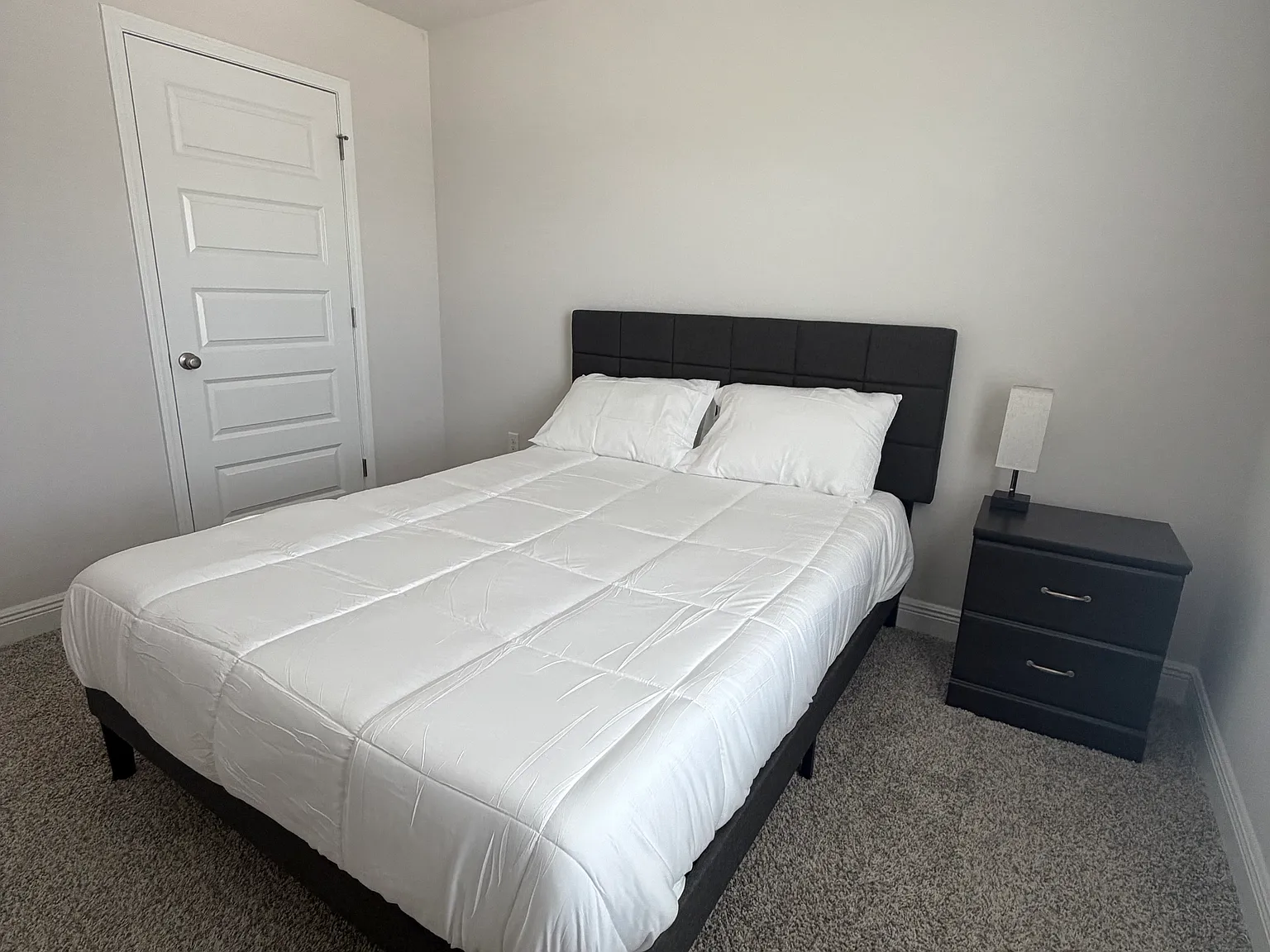 4 bed, 2415 sqft, $900 — Photo 2