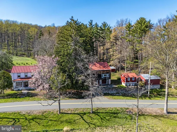 65 Sycamore Rd, Barto, PA 19504