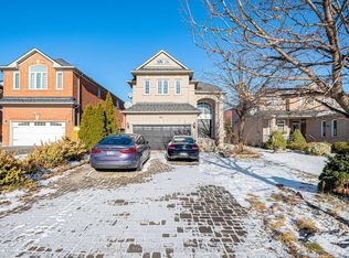 681 Bristol Rd W, Mississauga, ON L5R 3Y1