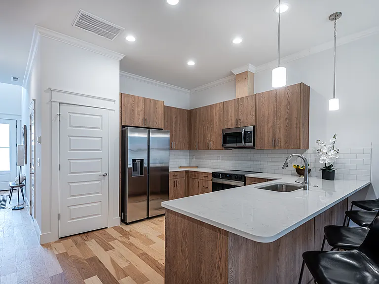 153 Collin Pl — Photo 19