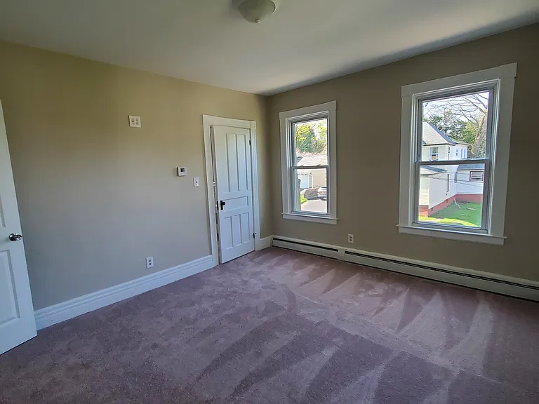 17 Chestnut St — Photo 35
