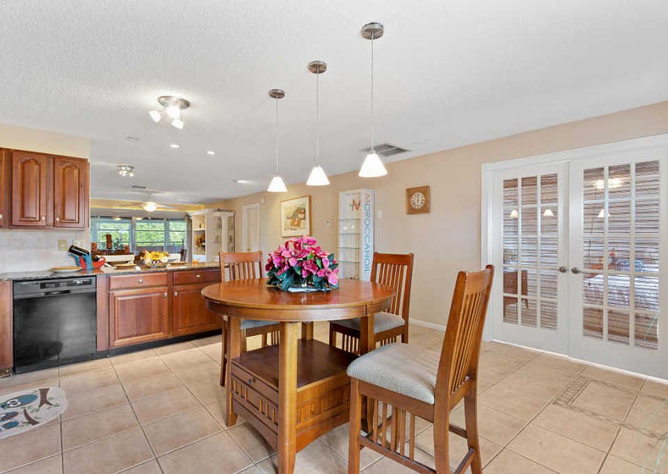 1st image of 5075 Petal Pl APT B