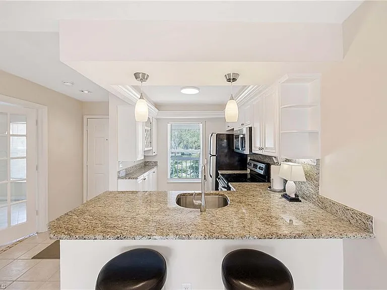 1015 Mainsail Dr #112 — Photo 10