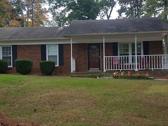 2nd image of 1695 Mulberry Cir