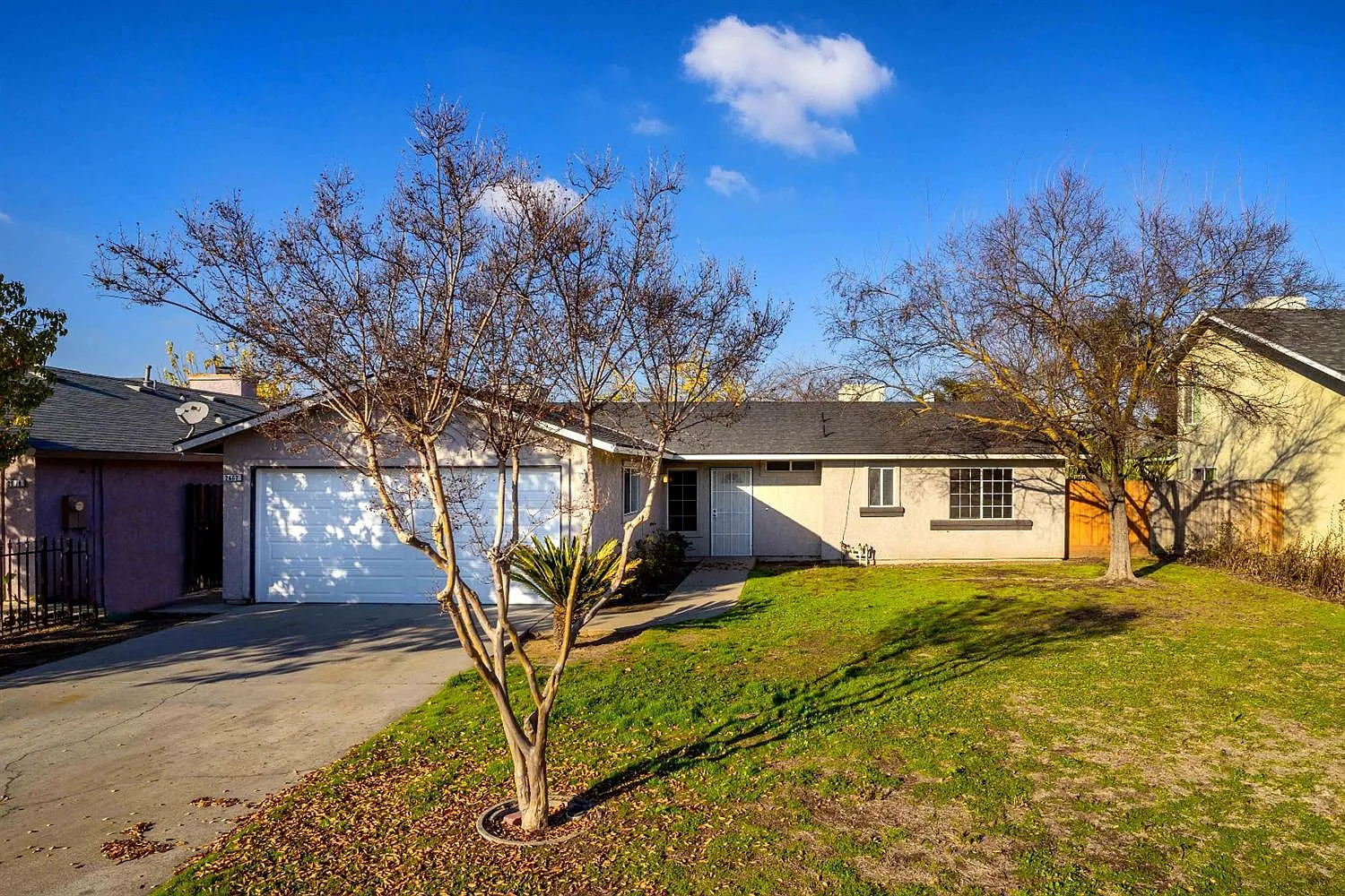 2662 Nectarine St photo 1