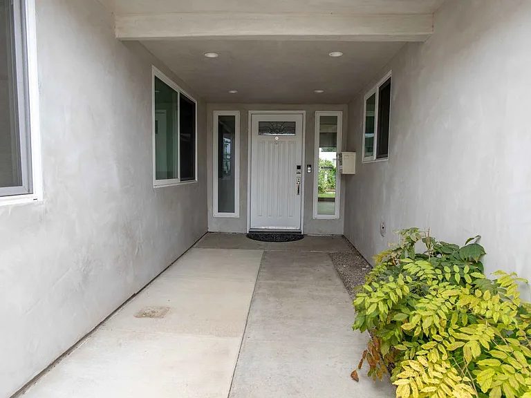 1108 Palmer Ave — Photo 2