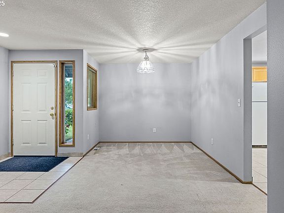 2nd image of 1307 SE 189th Pl