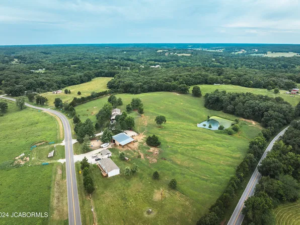 4461 State Road Aa, Tebbetts, MO 65080