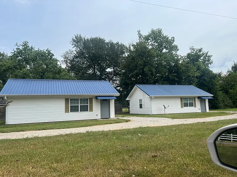416 Spring Bayou Rd #B — Photo 5