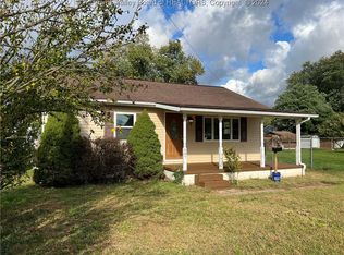 807 19th St, Vienna, WV 26105