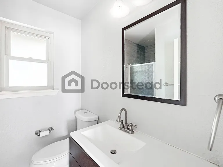 204 Jefflyn Ct — Photo 26