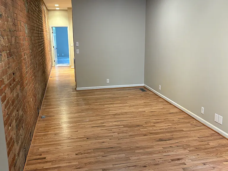 437 Clark St #A — Photo 4