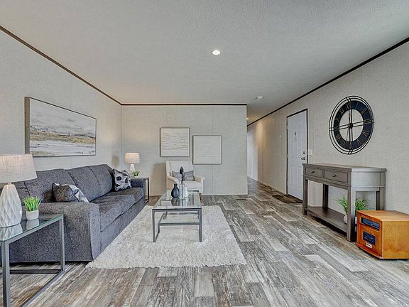 4th image of 405 Woodland Heights Ter #405