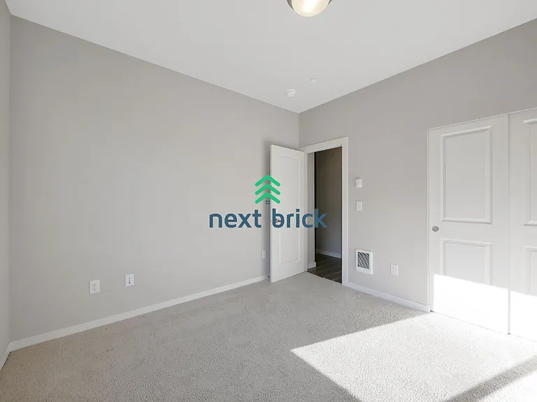15720 Meadow Rd #M5 — Photo 8