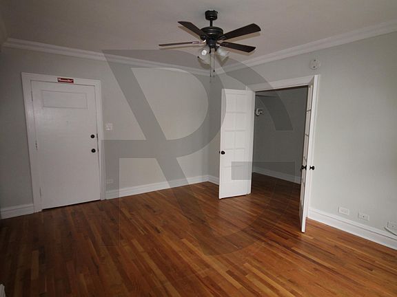 2nd image of 4735 N Hermitage Ave #1MB