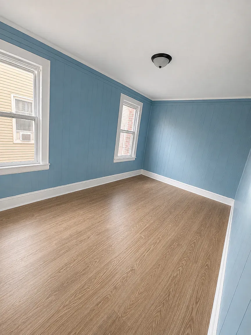 4 bed, 1200 sqft, $2,549 — Photo 4