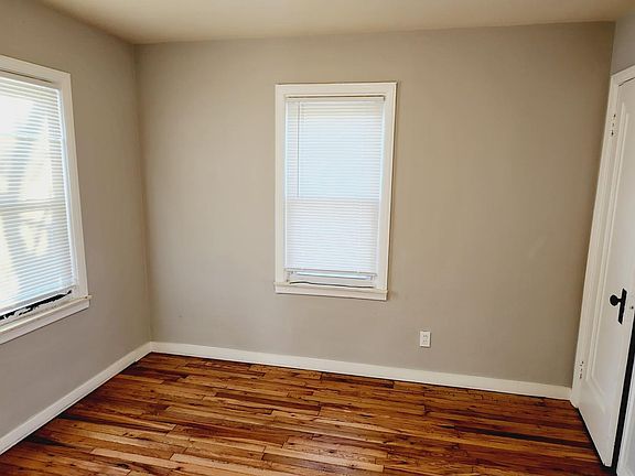 3rd image of 5614 Bedford St