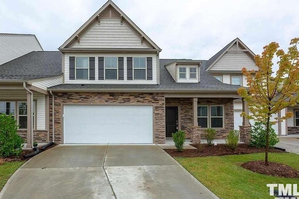 1st image of 520 Excalibur Dr