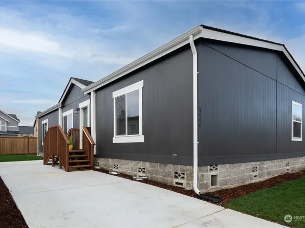 9414 20th Avenue Ct E, Tacoma, WA 98445