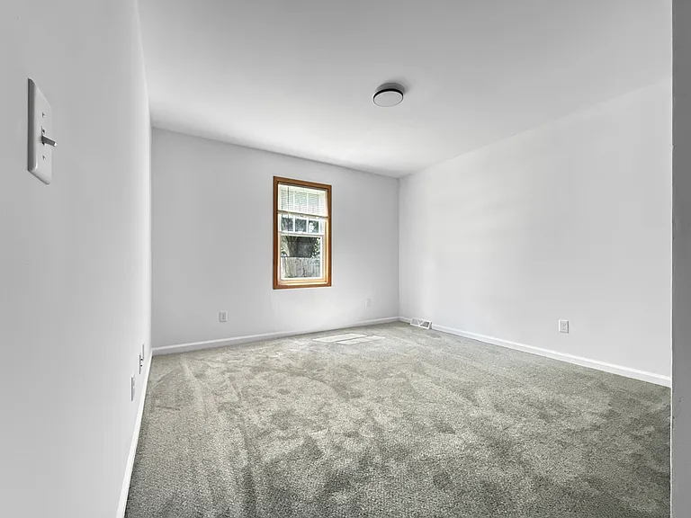1624 Kentucky St — Photo 11