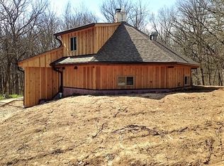 12101 E Saint Charles Rd, Columbia, MO 65202