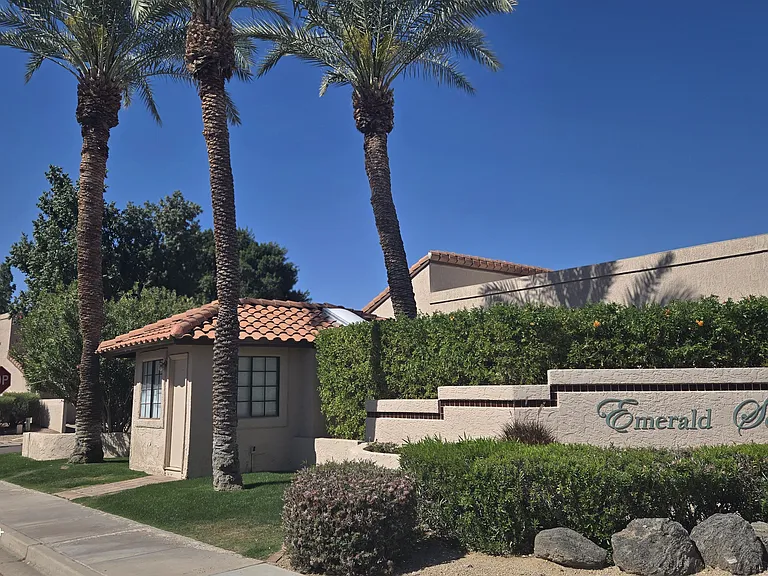 10961 E Hope Dr — Photo 23