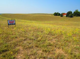 36032 Golf Course Dr, Wray, CO 80758