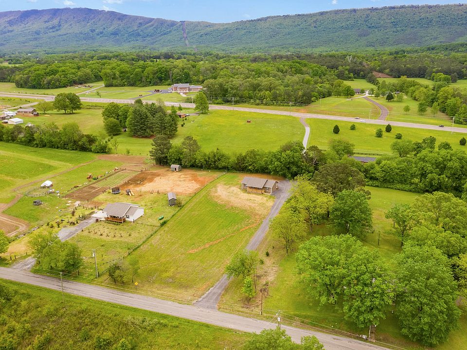 1st image of 492 Etowah Rd