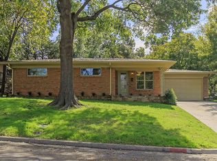 913 NW 9th St, Grand Prairie, TX 75050