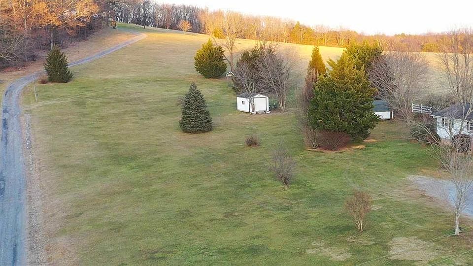 2nd image of 92 Spitler Cir