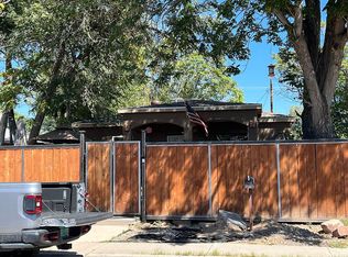 1119 Stover Ave SW, Albuquerque, NM 87102