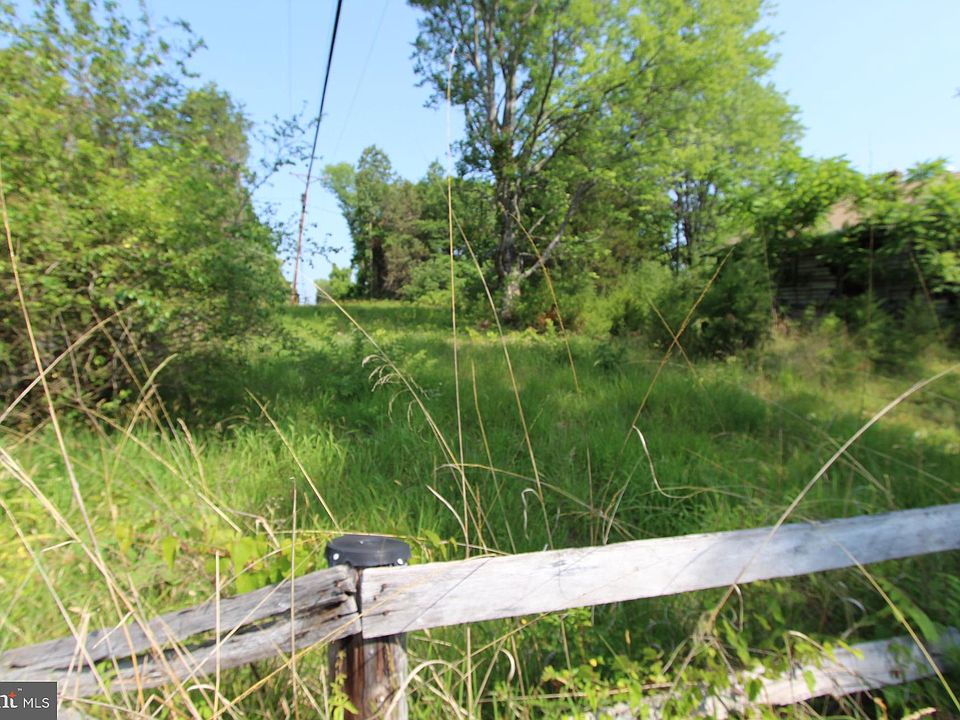 2nd image of 4516 Midland Rd