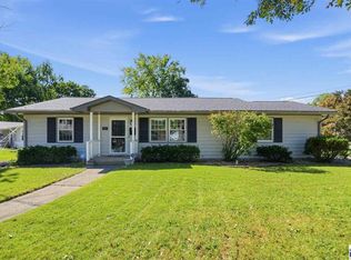 401 Meadows Dr, Terre Haute, IN 47803