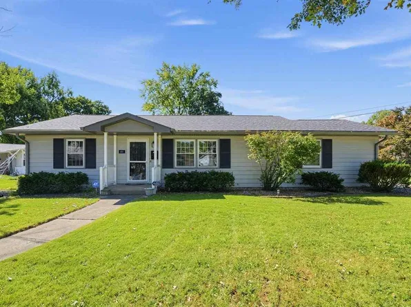 401 Meadows Dr, Terre Haute, IN 47803