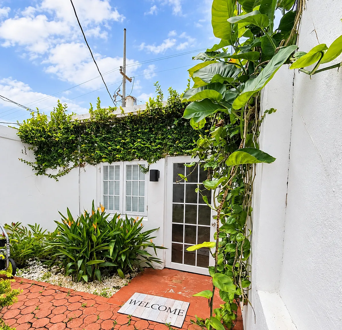 1 bed, $1,300 — Photo 1