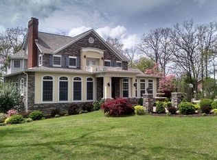 11916 Forest Lake Dr, Rolla, MO 65401