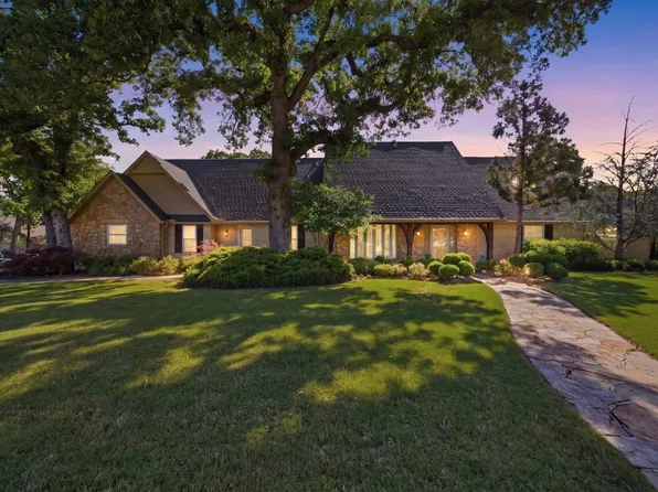 9905 S Maplewood Ave, Tulsa, OK 74137