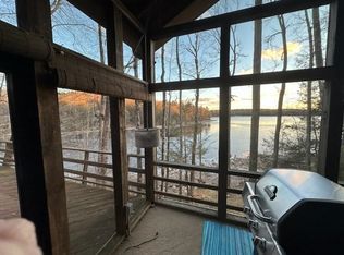 82 Stones Throw Dr, Tolland, MA 01034