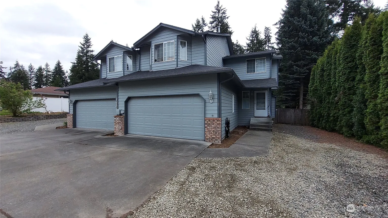 13503 Meadow Road photo 1