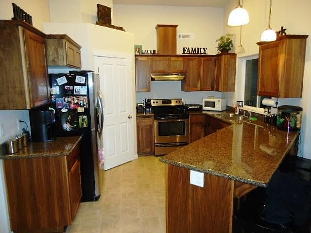 2nd image of 2231 Gayle Way