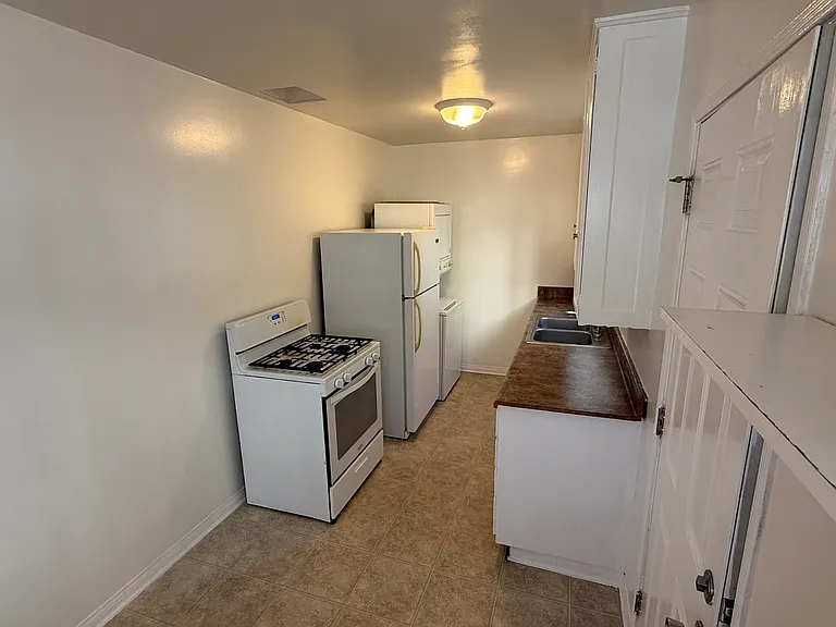 1951 N Wilcox Ave #1 — Photo 4