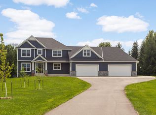 4965 E 250th St, Elko New Market, MN 55020