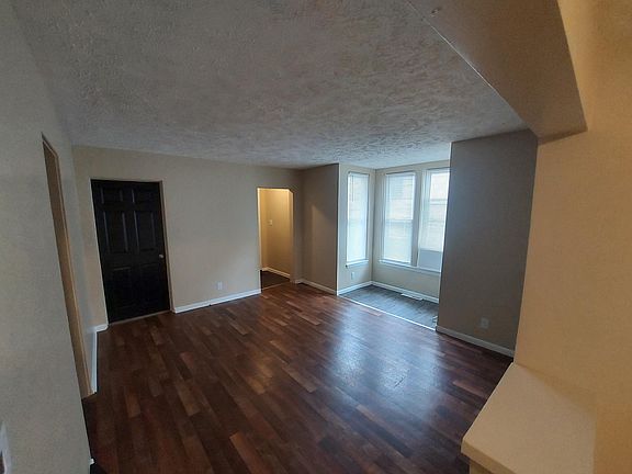 4th image of 603 W Vermont St #1