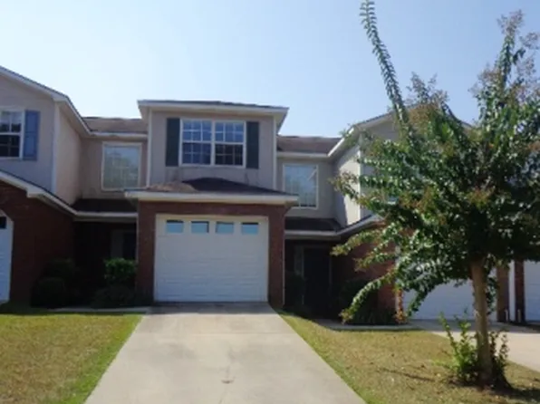 206 Foxchase Ln, Enterprise, AL 36330