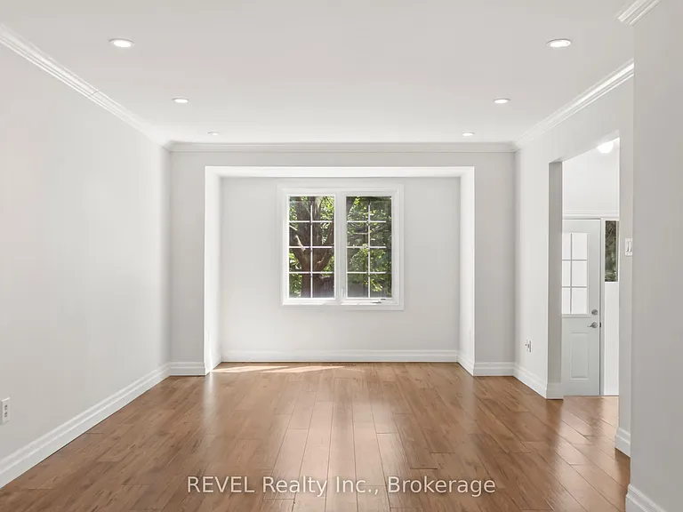 10 Bassett Blvd #56 — Photo 10