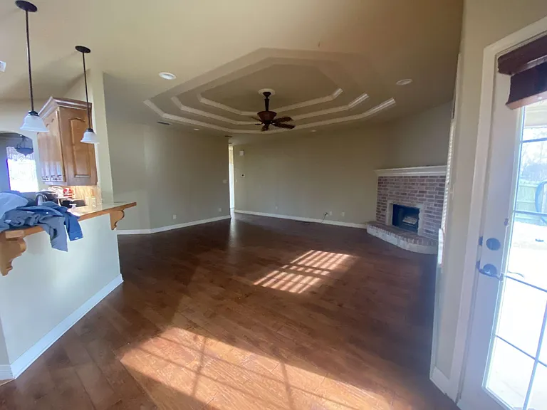 120 Cypress Creek Dr — Photo 5