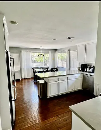 2043 Venus Dr #2 — Photo 8