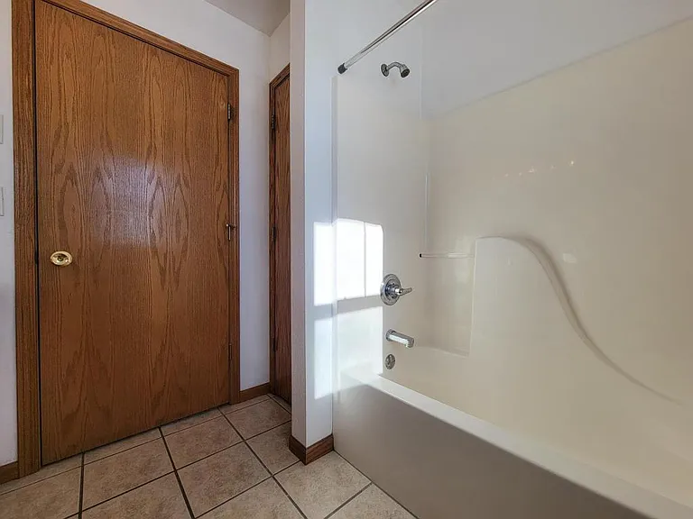 6905 Feith Ave — Photo 11